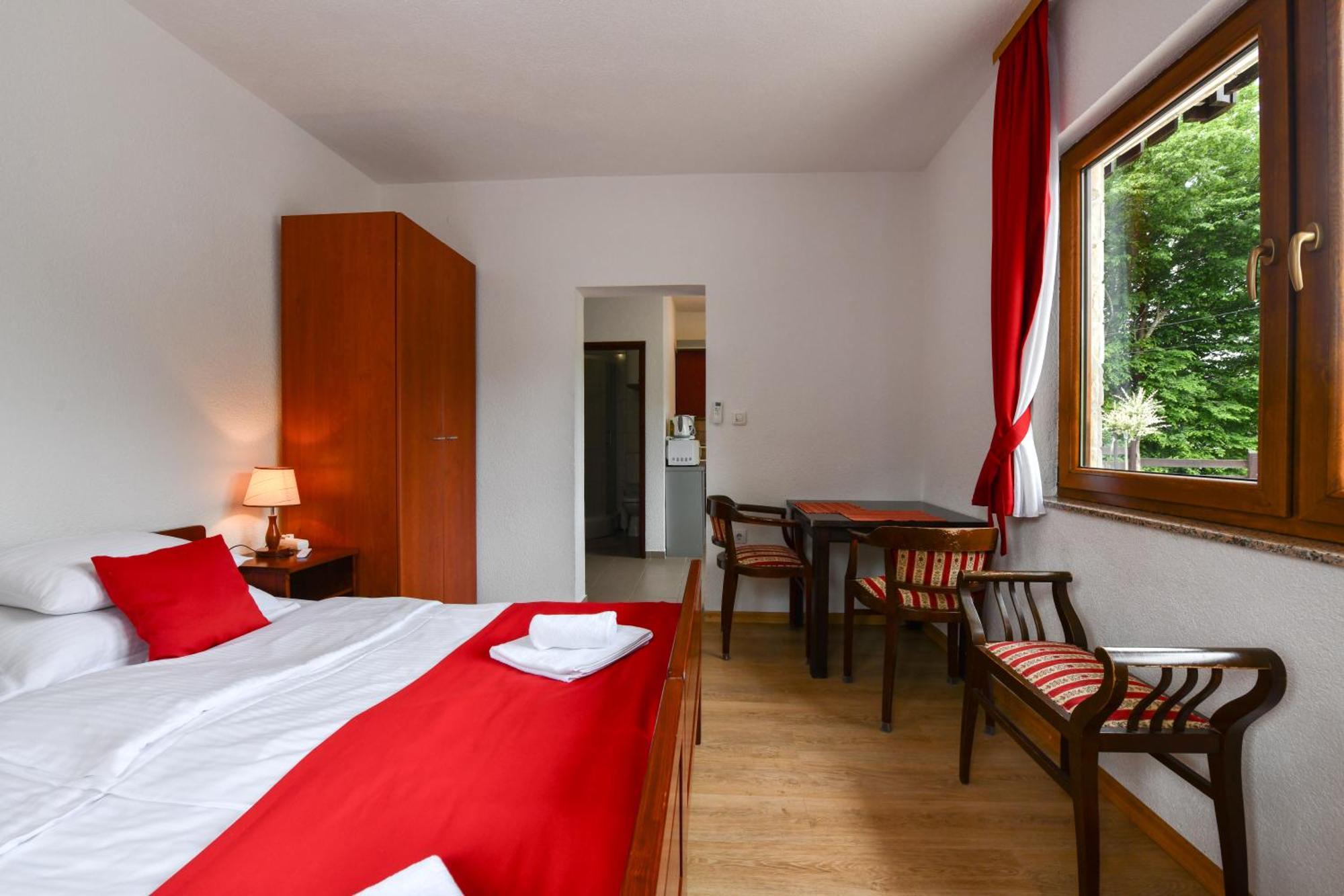 Apartments Bramado Seliste Dreznicko Luaran gambar