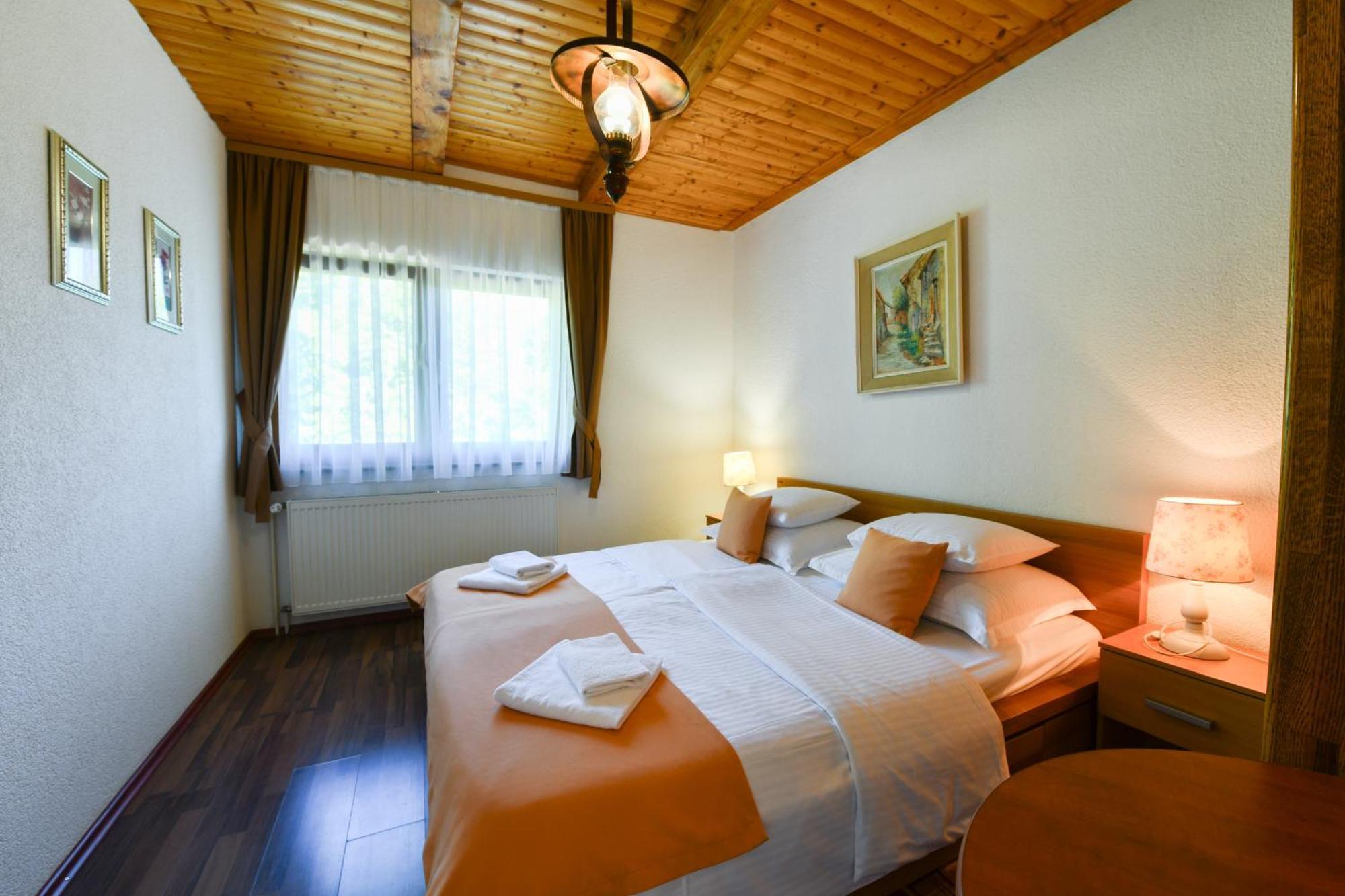 Apartments Bramado Seliste Dreznicko Luaran gambar
